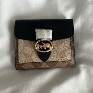 New Coach wallet 6261